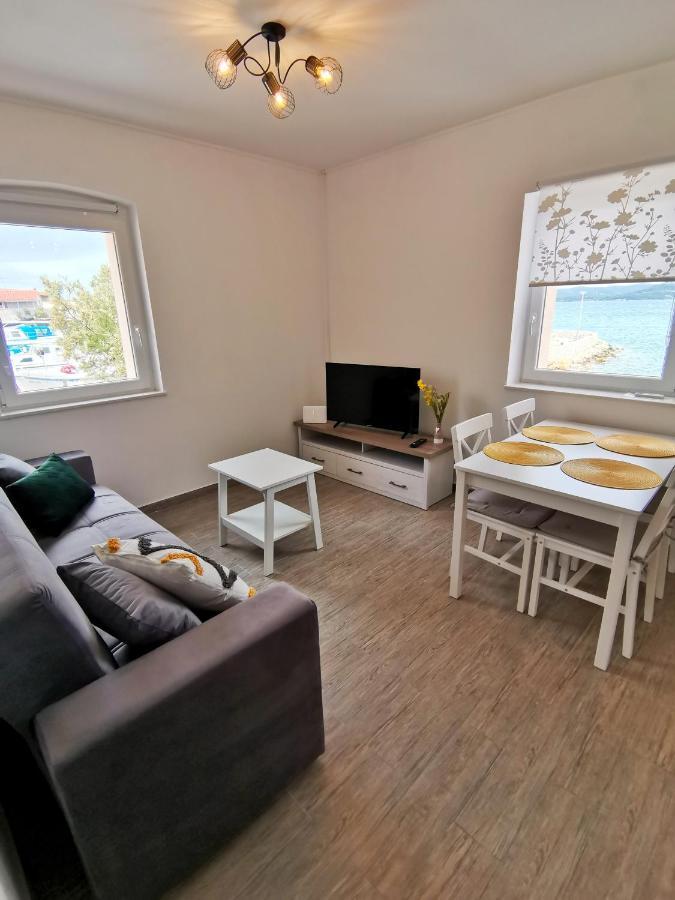 Apartment Roman Betina  Extérieur photo